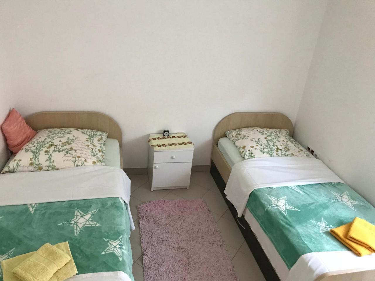 Guesthouse Rebel Deliblato Екстериор снимка